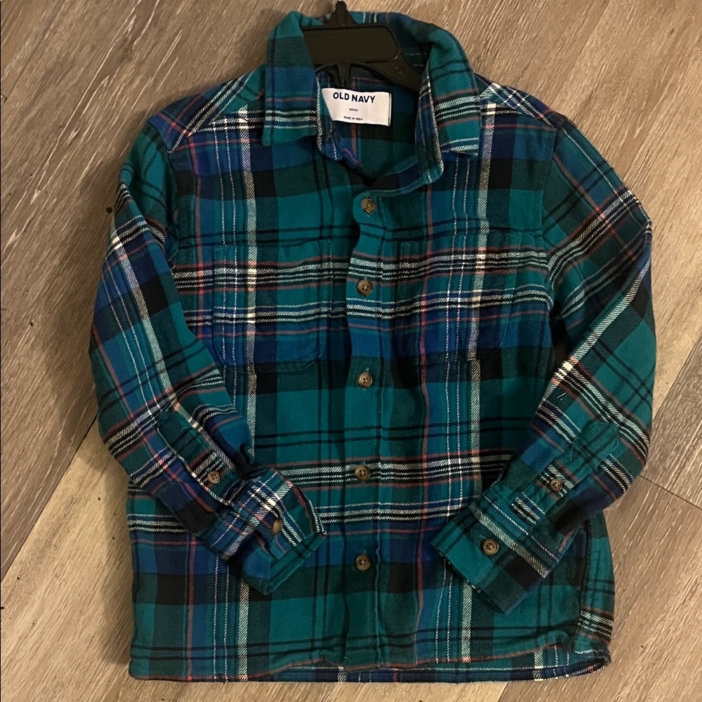 2/12$Old navy boys shirt